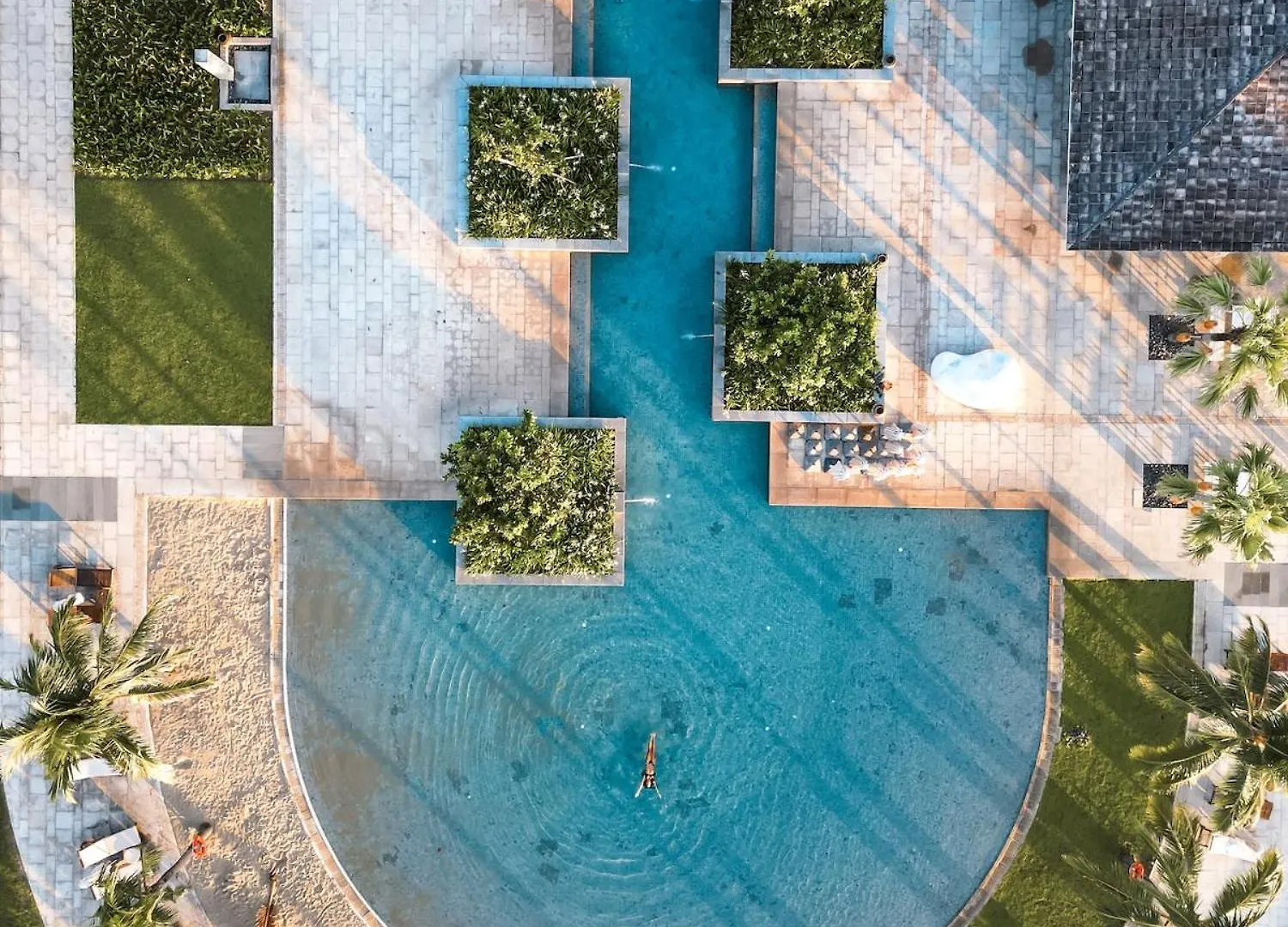 Lac Lac Booking - Residences In Beach Resort Da Nang